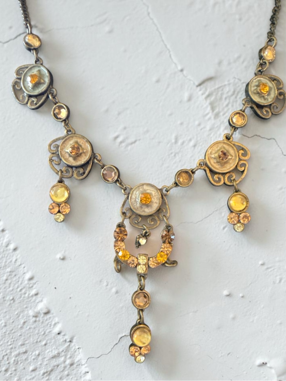 Vintage Antique Brass Tone
Amber & Champagne Rhinestone
Statement Necklace 16”